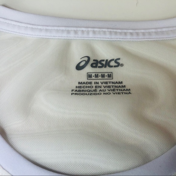 Asics top and Fila yoga/running shorts bundle - Picture 6 of 10